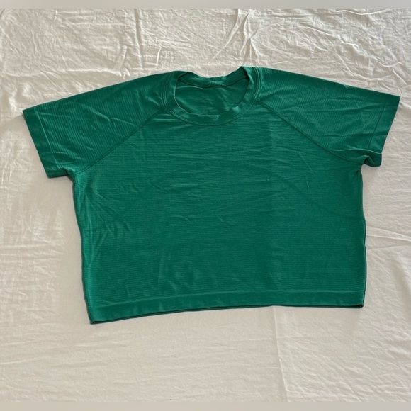 Lululemon Swiftly Tech Cropped SS 2.0 – Raceway Green – Size 8 - Picture 4 of 8
